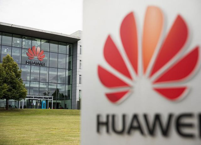 Huawei sắp hết đất sống ở Anh?