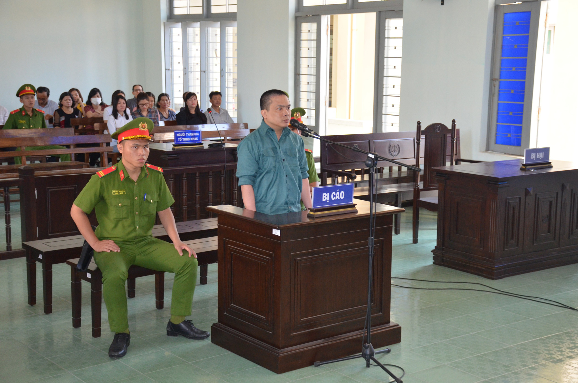 Bình Thuận: Xét xử vụ kế toán bệnh viện “ẵm” 5,4 tỉ đồng - Ảnh 2.