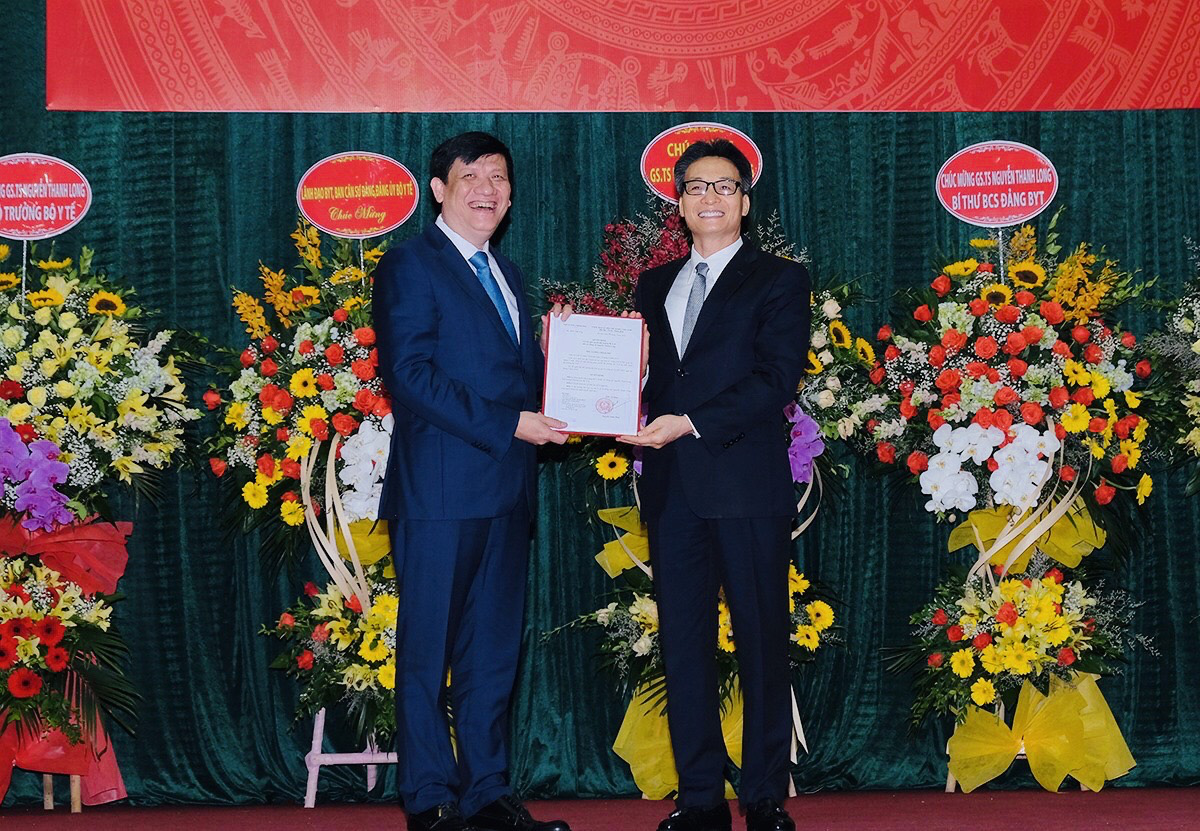 Ph&oacute; Thủ tướng Vũ Đức Đam nhắn nhủ với t&acirc;n Quyền Bộ trưởng Y tế Nguyễn Thanh Long - Ảnh 1.