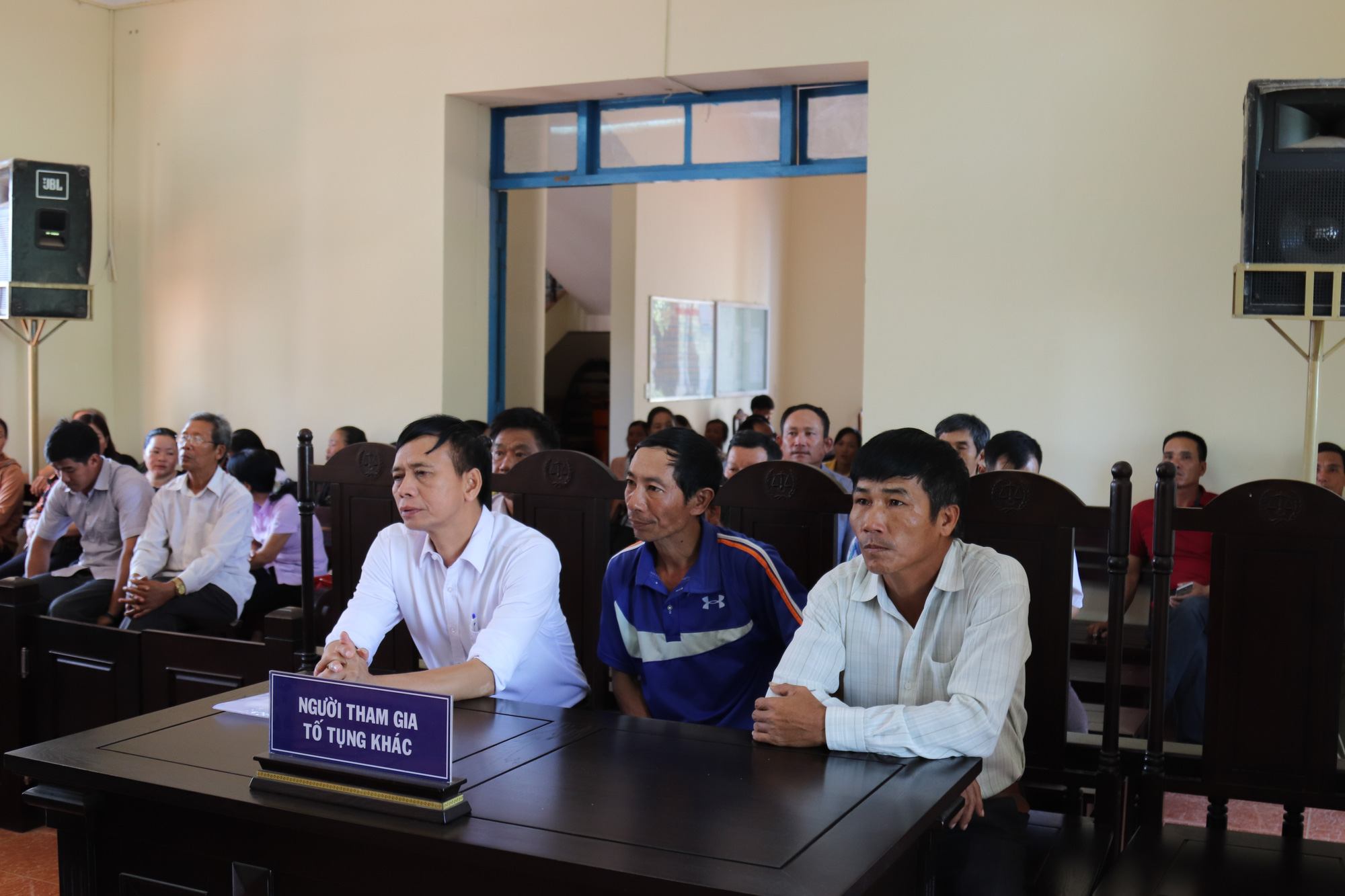 Nguy&ecirc;n chủ tịch x&atilde; k&ecirc;u oan tại t&ograve;a - Ảnh 4.