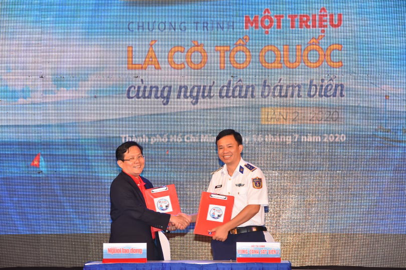 MỘT TRIỆU L&Aacute; CỜ TỔ QUỐC C&Ugrave;NG NGƯ D&Acirc;N B&Aacute;M BIỂN: K&yacute; kết với nhiều đơn vị đồng h&agrave;nh - Ảnh 3.