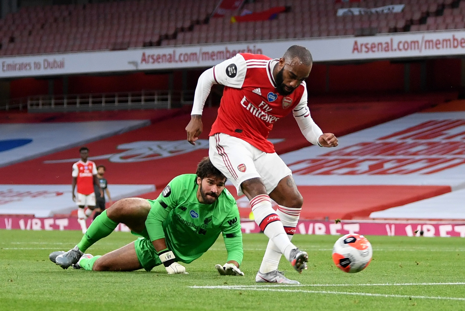 C&ocirc;ng l&agrave;m thủ ph&aacute;, Liverpool thua sốc trước Arsenal ở Emirates - Ảnh 5.