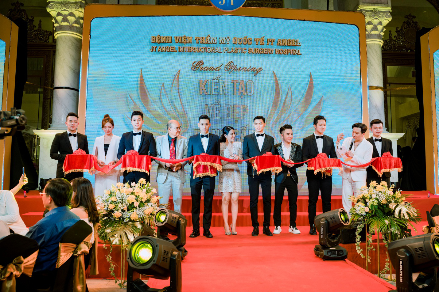 Bệnh viện thẩm mỹ JT Angel cộng tác với bác sĩ có y đức tốt để phụng sự khách hàng