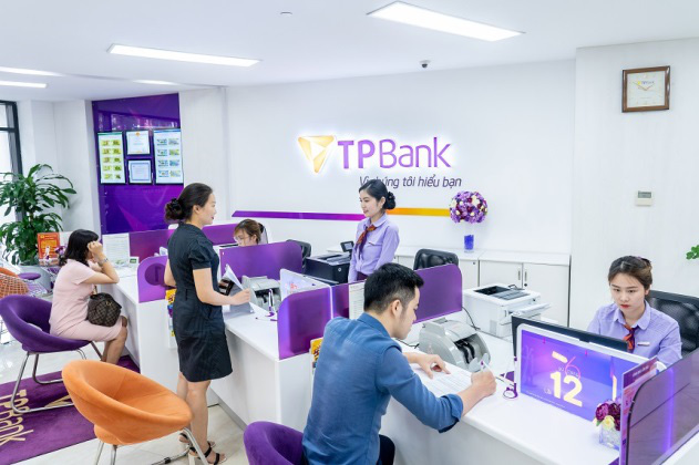 TPBank tiếp tục v&agrave;o Top 10 Ng&acirc;n h&agrave;ng thương mại Việt Nam uy t&iacute;n năm 2020 - Ảnh 2.