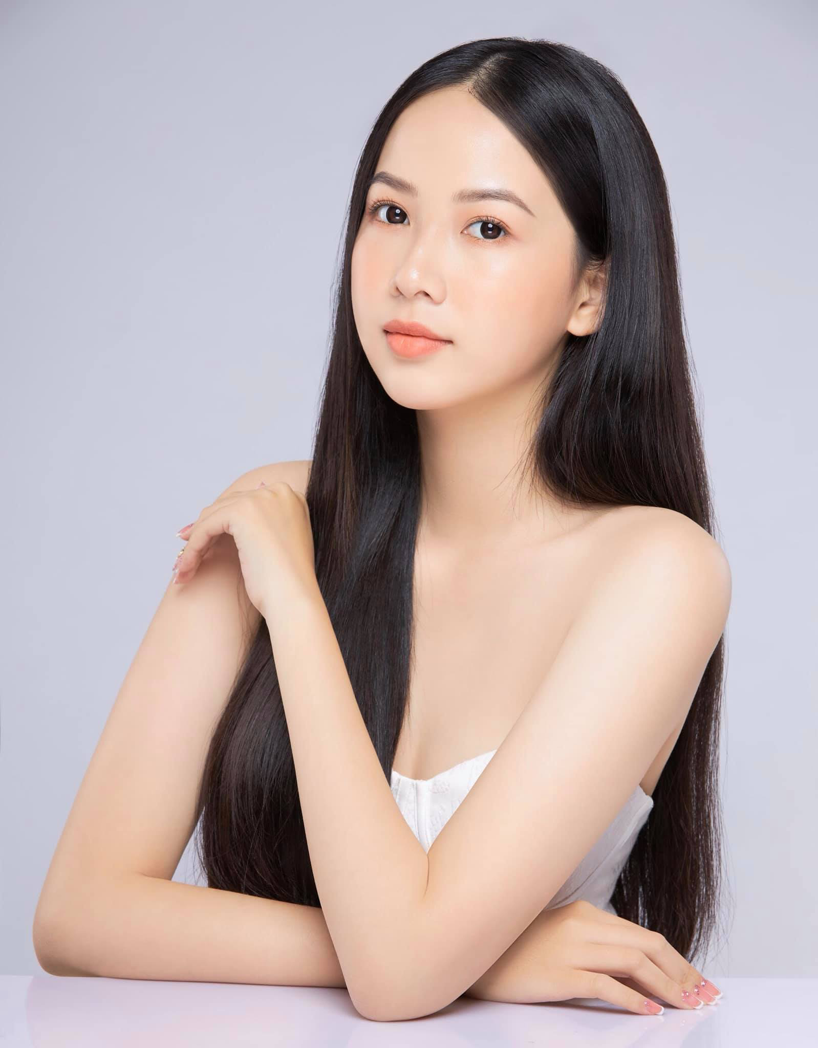 Ứng vi&ecirc;n thay thế Hoa hậu Việt Nam Trần Tiểu Vy l&agrave; ai? - Ảnh 4.