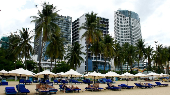 Không hợp thức hóa thành nhà ở, đâu là lối ra cho condotel?