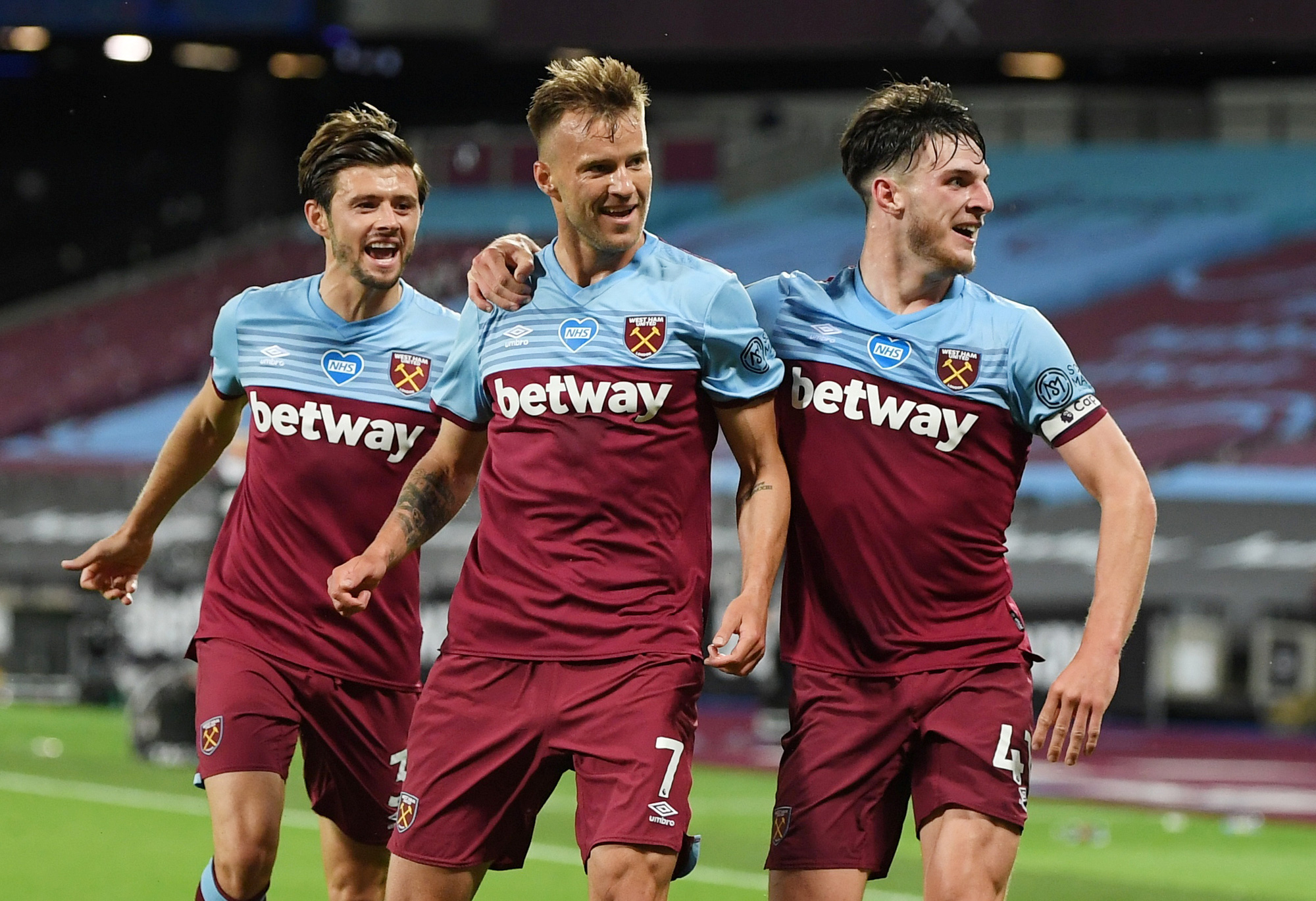 Chelsea thua sốc West Ham, đối mặt &aacute;c mộng văng Top 4 - Ảnh 7.