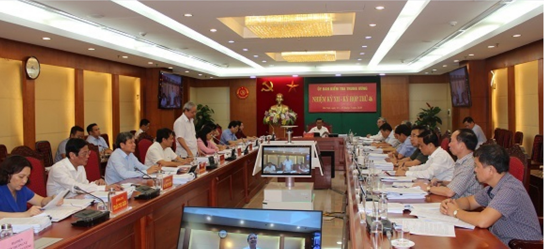 Đề nghị khai trừ ông Nguyễn Hữu Tín ra khỏi Đảng