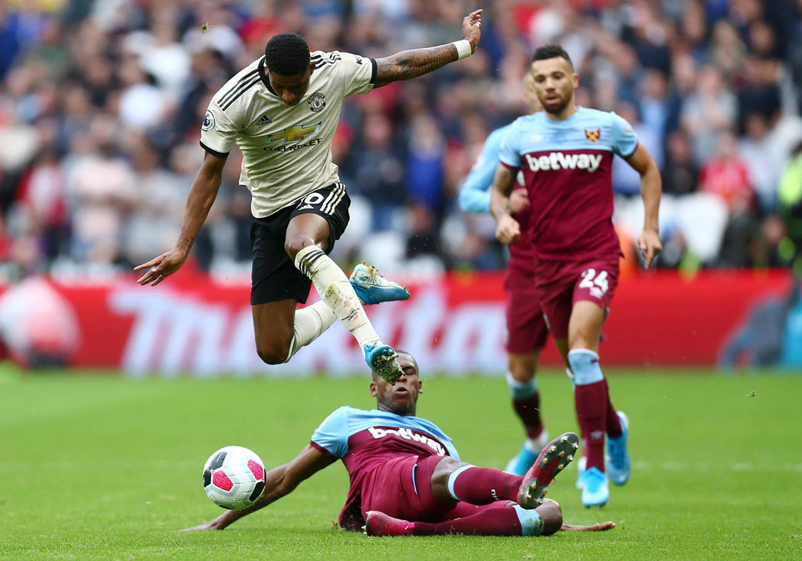 Thách thức bản lĩnh Man United