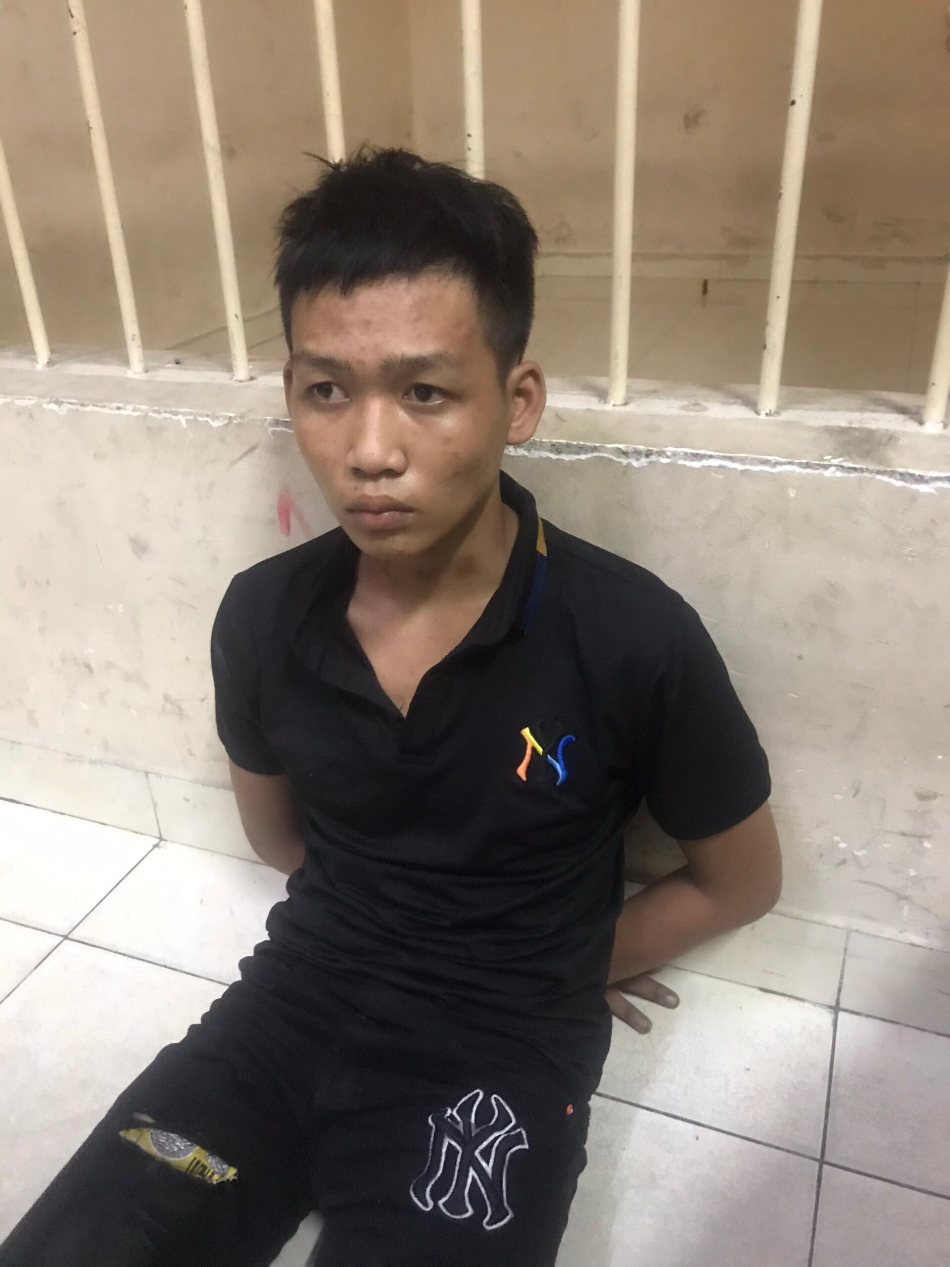 Băng cướp nguy hiểm r&igrave;nh rập ng&agrave;y đ&ecirc;m ở Thủ Đức bị t&oacute;m - Ảnh 4.