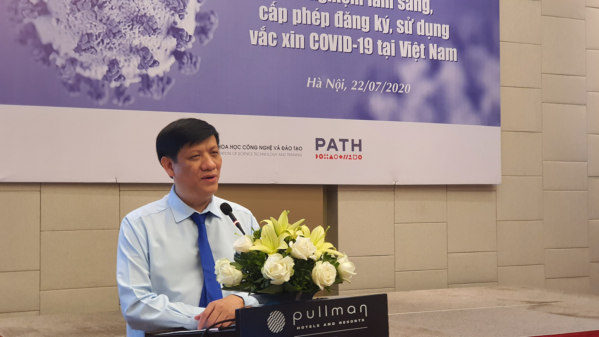Không có vắc-xin ngừa Covid-19 sẽ khó có cuộc sống bình thường - Ảnh 1.