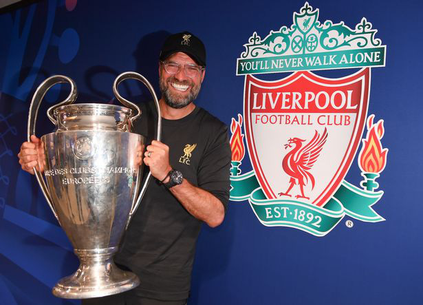 Liverpool vô địch, Klopp được bầu chọn là HLV giỏi nhất hành tinh