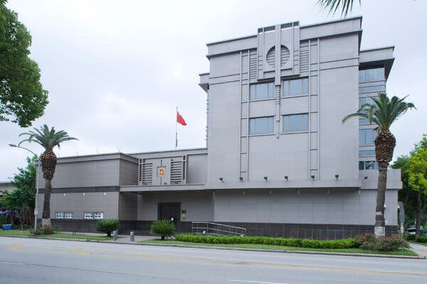 Vì sao Mỹ đột ngột mạnh tay với tổng lãnh sự quán Trung Quốc ở Houston?