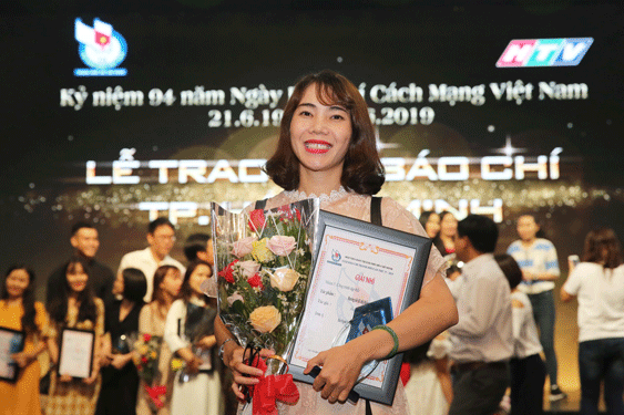 Cơ duy&ecirc;n với giải b&aacute;o ch&iacute; - Ảnh 1.