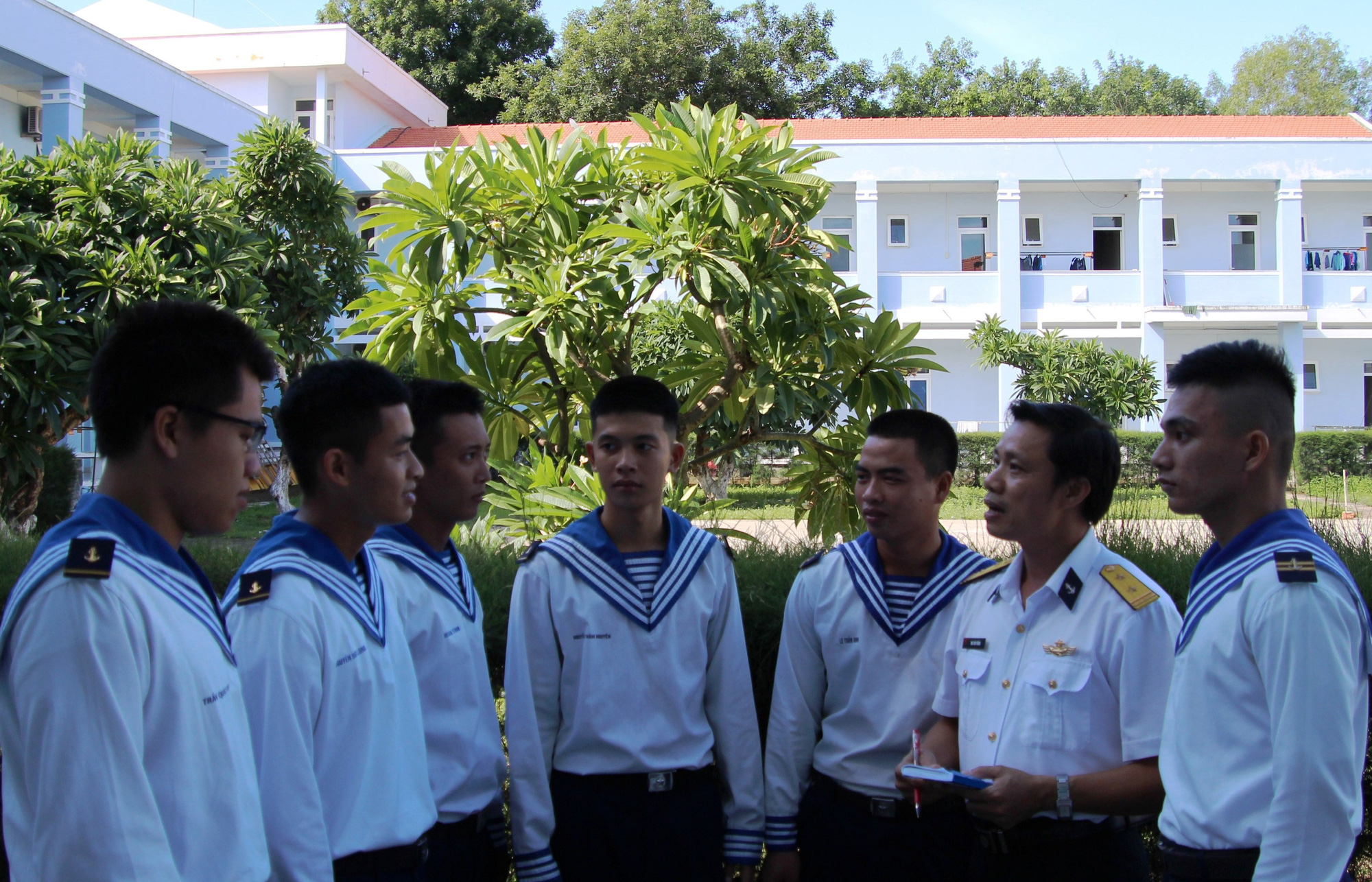 Nhịp cầu biển đảo
