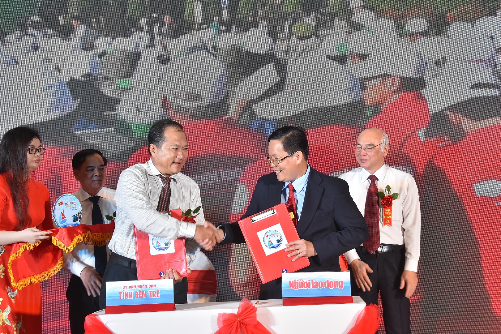 B&aacute;o Người Lao Động k&yacute; kết Quy chế phối hợp với Bộ Tư lệnh Cảnh s&aacute;t Biển - Ảnh 4.