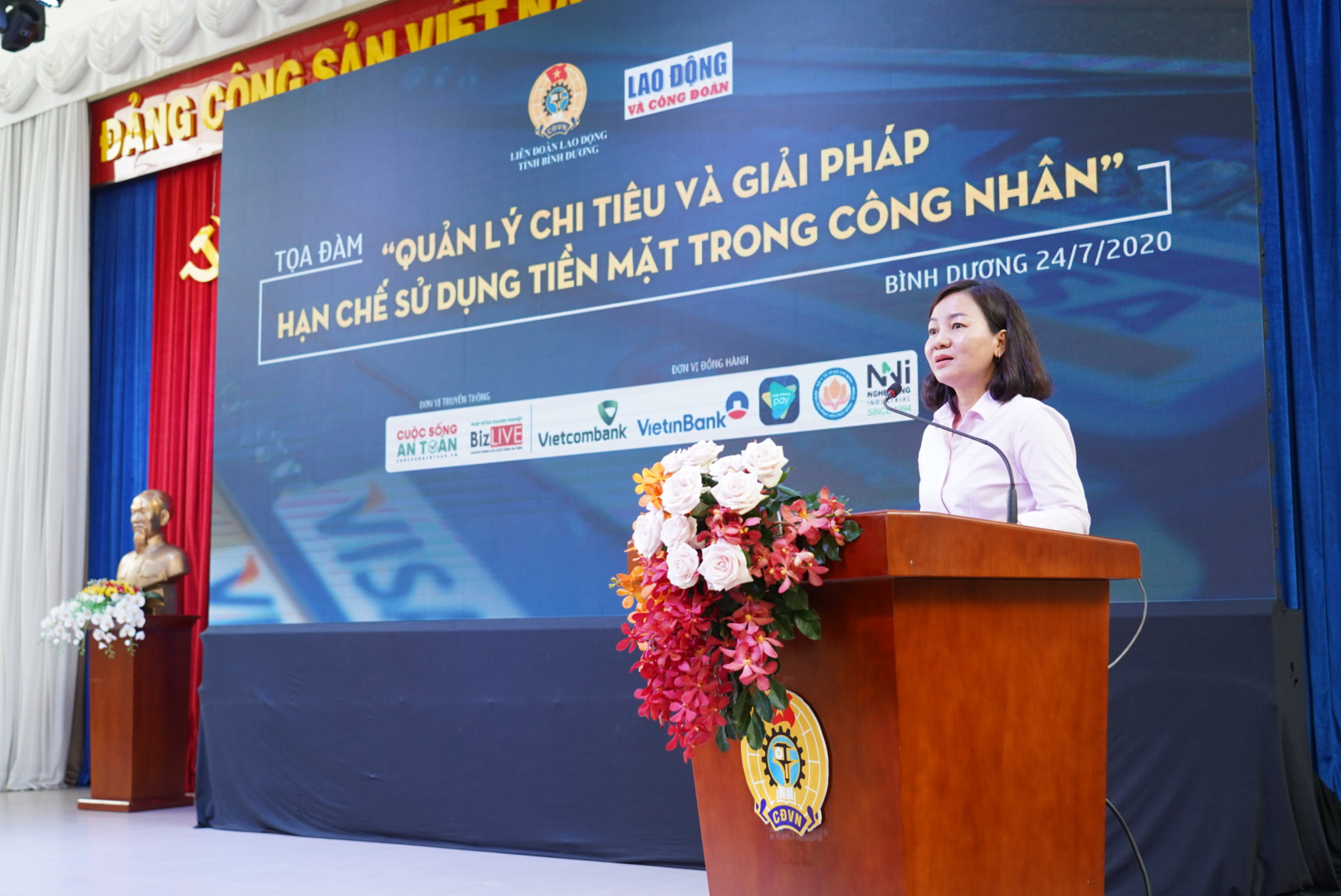 Hướng dẫn c&ocirc;ng nh&acirc;n c&aacute;ch chi ti&ecirc;u hợp l&yacute; - Ảnh 2.