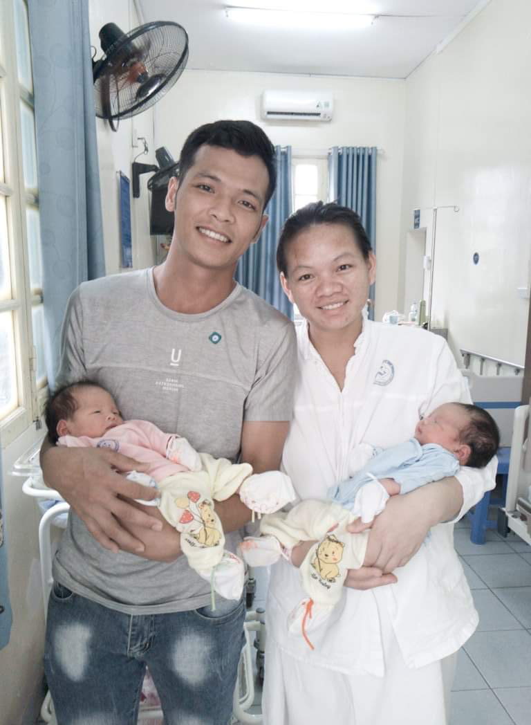 H&agrave;nh tr&igrave;nh t&igrave;m con x&uacute;c động của nữ c&ocirc;ng nh&acirc;n 9x v&agrave; ch&agrave;ng trai tật nguyền - Ảnh 4.