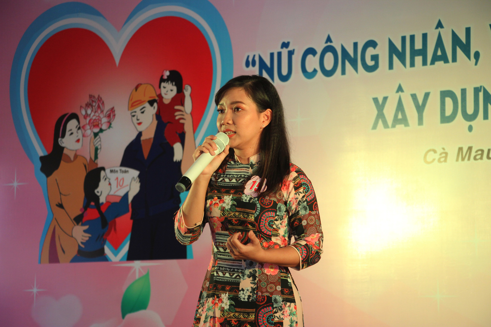Phạm Ngọc Cầm đăng quang nữ c&ocirc;ng nh&acirc;n, vi&ecirc;n chức thanh lịch  - Ảnh 4.