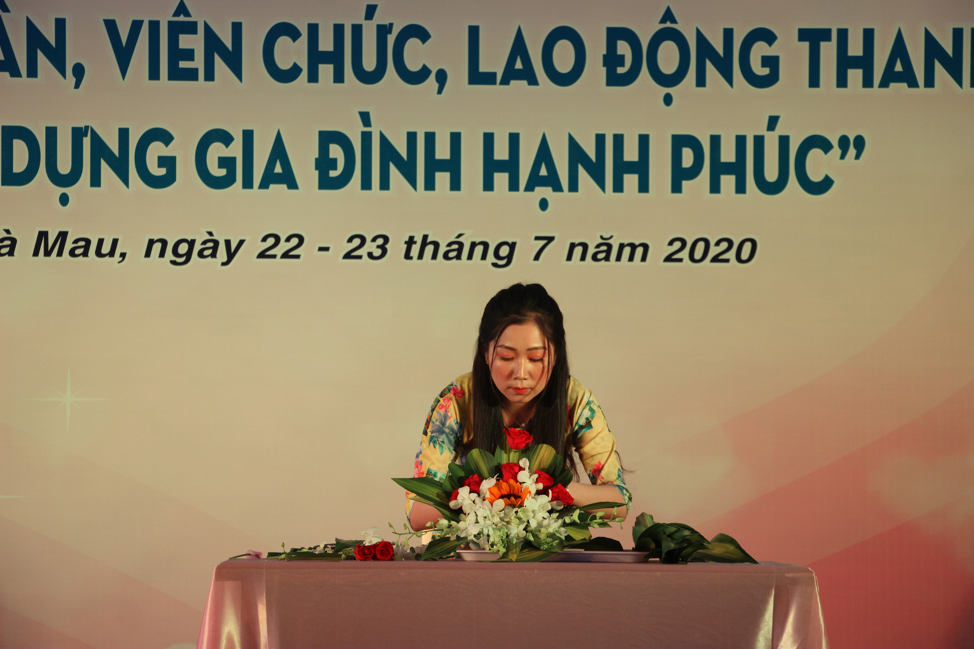 Phạm Ngọc Cầm đăng quang nữ c&ocirc;ng nh&acirc;n, vi&ecirc;n chức thanh lịch  - Ảnh 5.