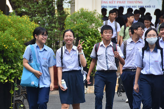 Phổ điểm lớp 10 nhiều bất ngờ