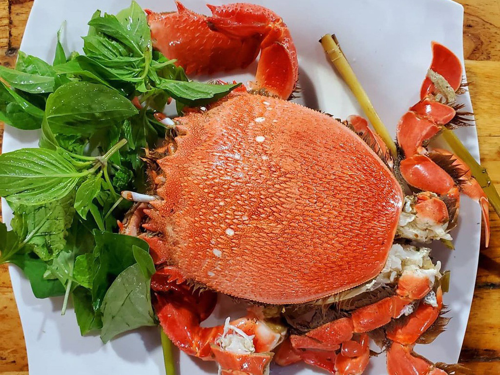 Cua huỳnh đế và loạt món ngon nên thử trên đảo Lý Sơn