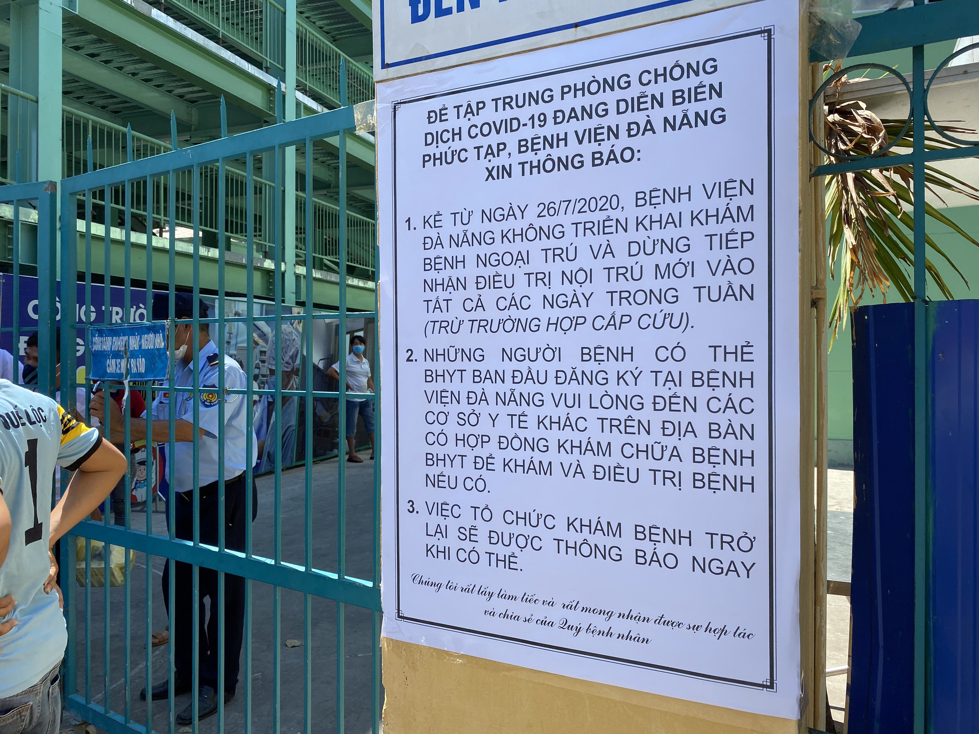 Nhiều bệnh nhân và người nhà trốn khỏi Bệnh viện Đà Nẵng trước lệnh cách ly