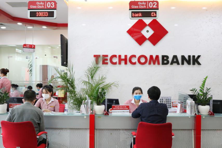 Tạp ch&iacute; Asia Banking: Techcombank v&agrave; những th&agrave;nh c&ocirc;ng trong chặng đường 5 năm đổi mới - Ảnh 1.