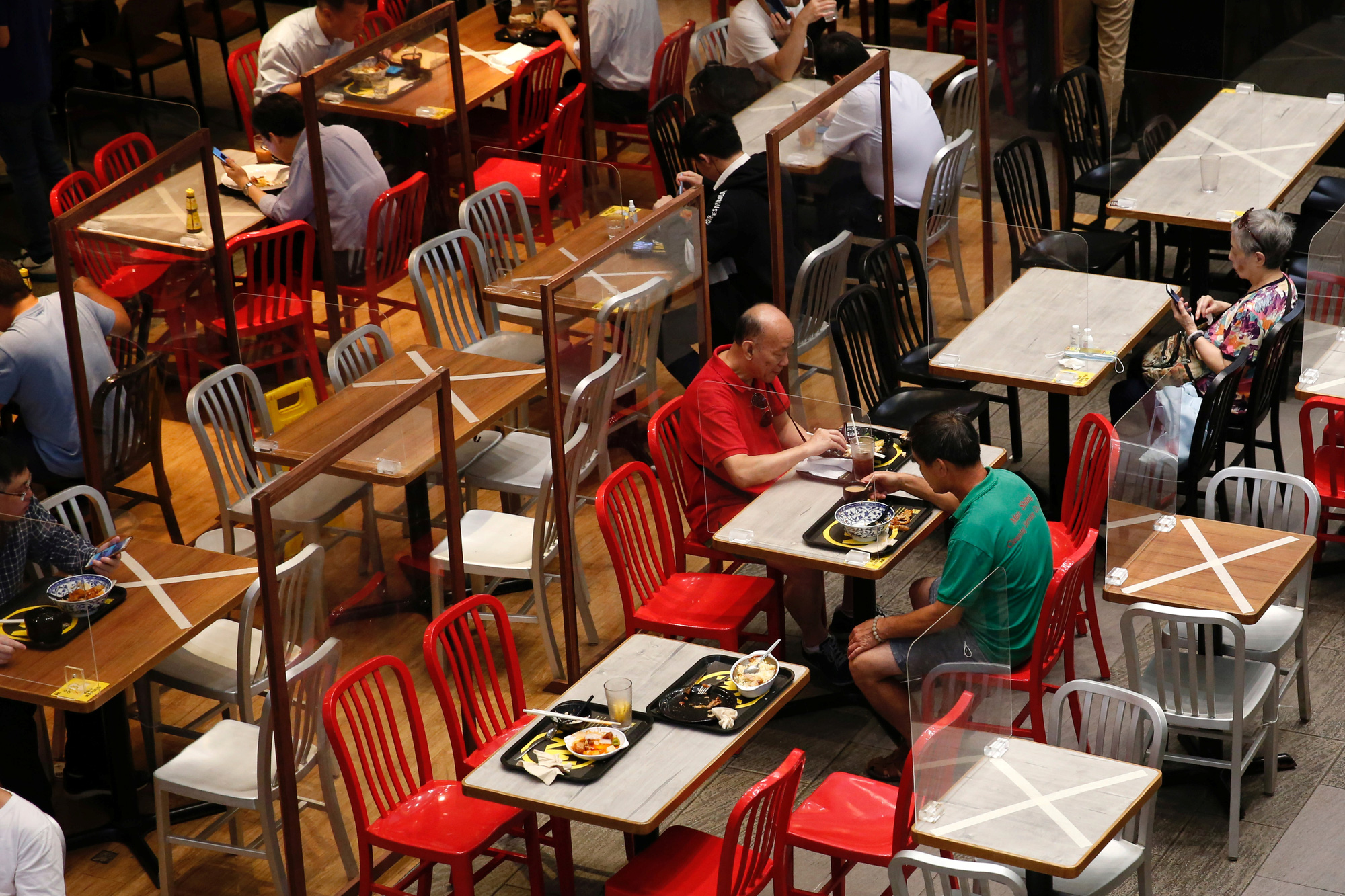 Châu Á ngăn làn sóng lây nhiễm Covid-19 thứ 2