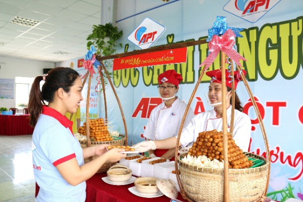 Để  bữa ăn của người lao động ngon hơn, sạch hơn