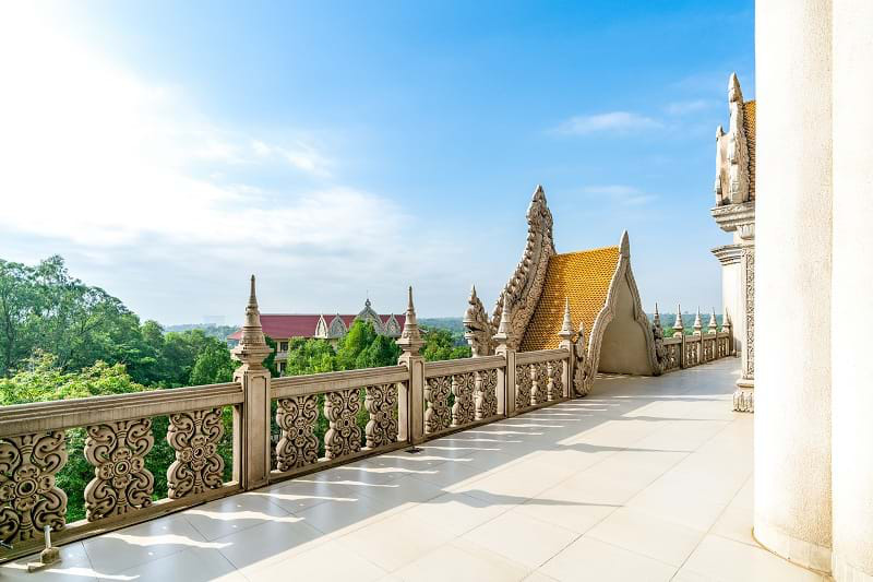 Nét kiến trúc theo phong cách Thái Lan của ngôi chùa trong Top đẹp nhất thế giới - Ảnh 11.