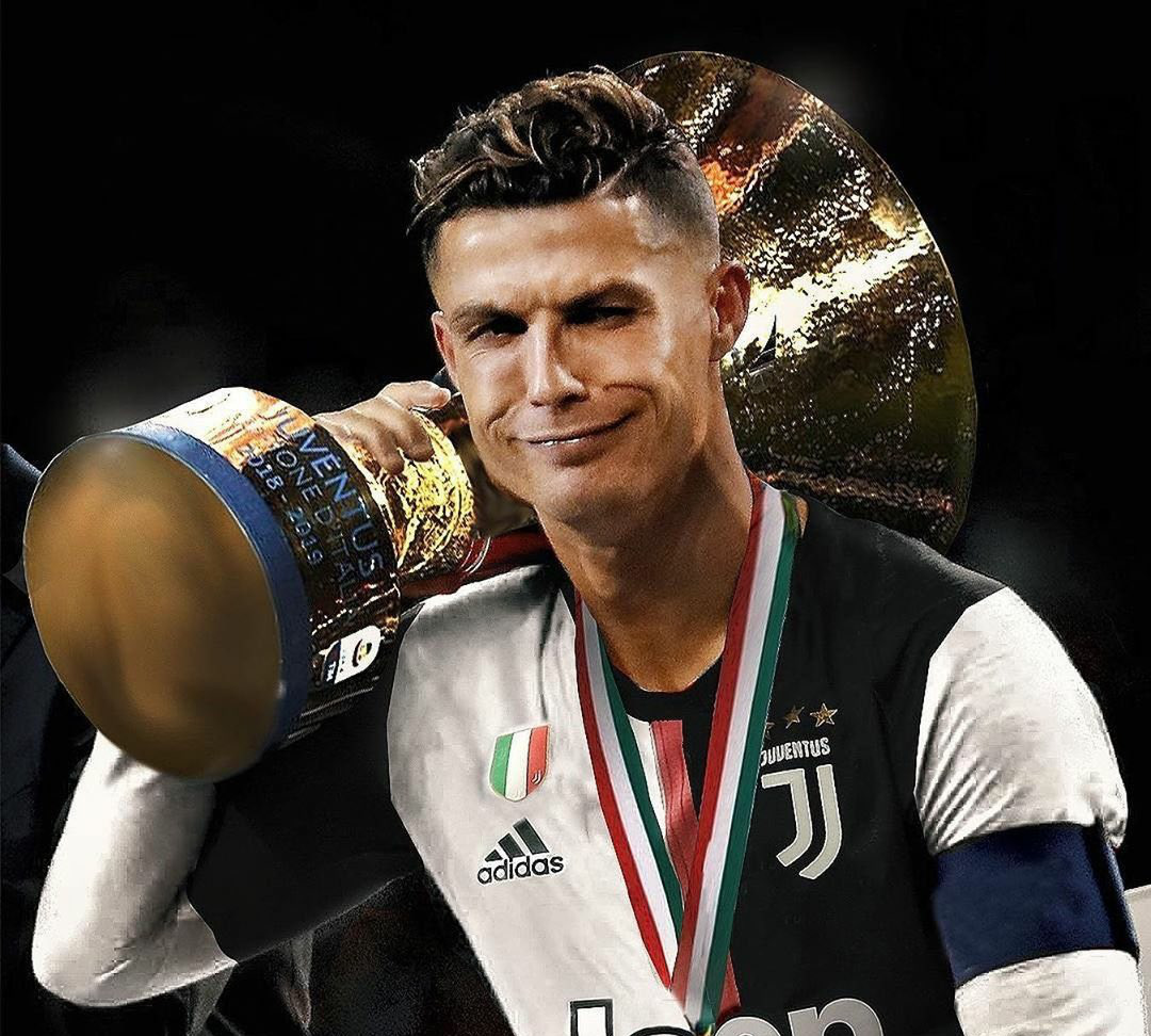Tâng bốc Ronaldo quá lố, FIFA muối mặt gỡ "tút" trang chủ