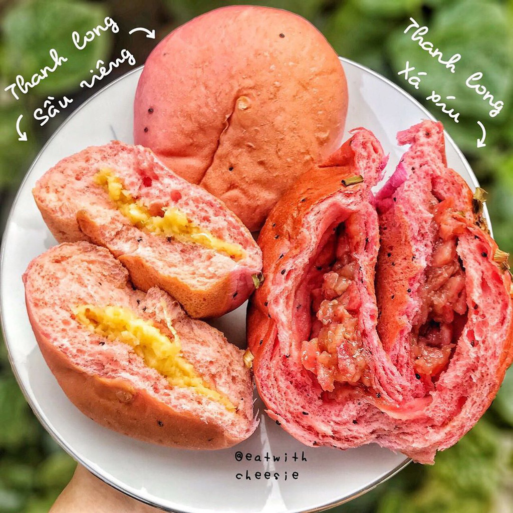 B&aacute;nh m&igrave; đen như than v&agrave; những kiểu độc lạ chỉ c&oacute; ở Việt Nam - Ảnh 6.