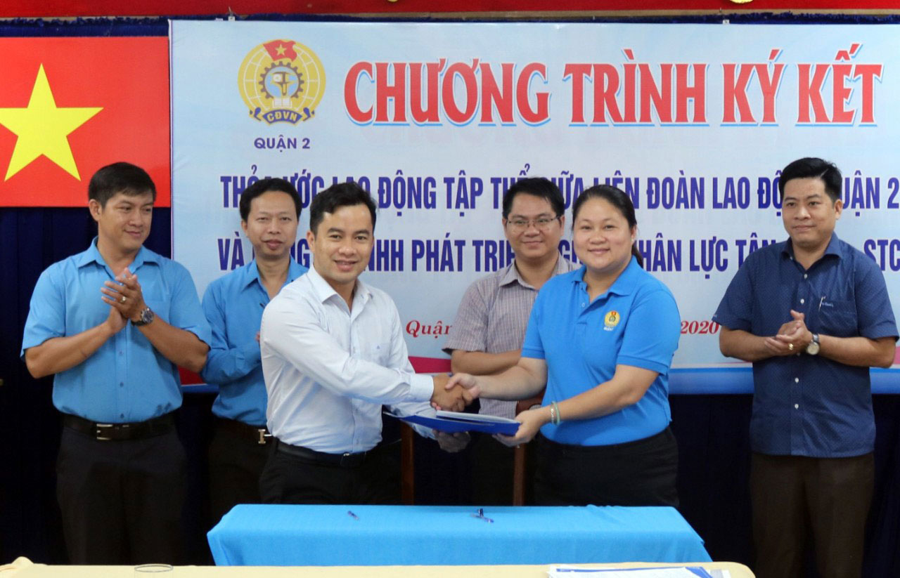 Ký thỏa ước lao động với nhiều điều khoản tiến bộ