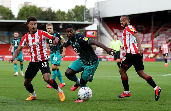 Brentford dự trận cầu 170 triệu bảng, mơ thành đội Ngoại hạng - Ảnh 1.