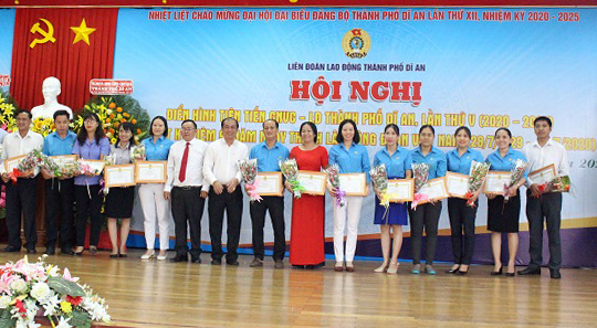 Bình Dương: Nhiều sáng kiến làm lợi hơn 4.000 tỉ đồng - Ảnh 1.
