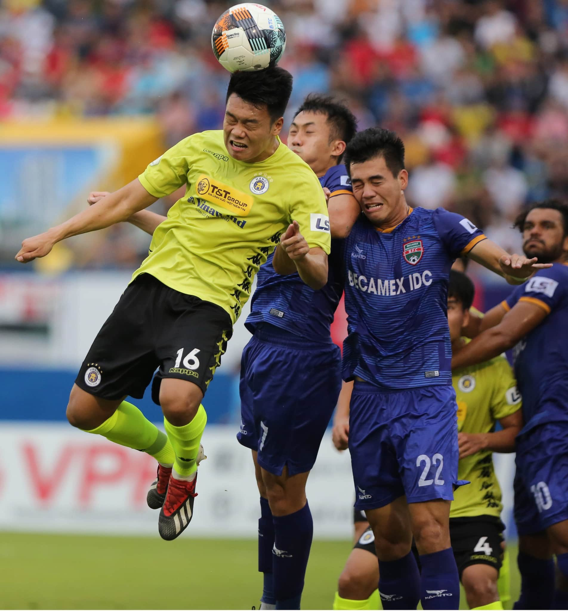 Nhiều CLB đề nghị hủy V-League 2020
