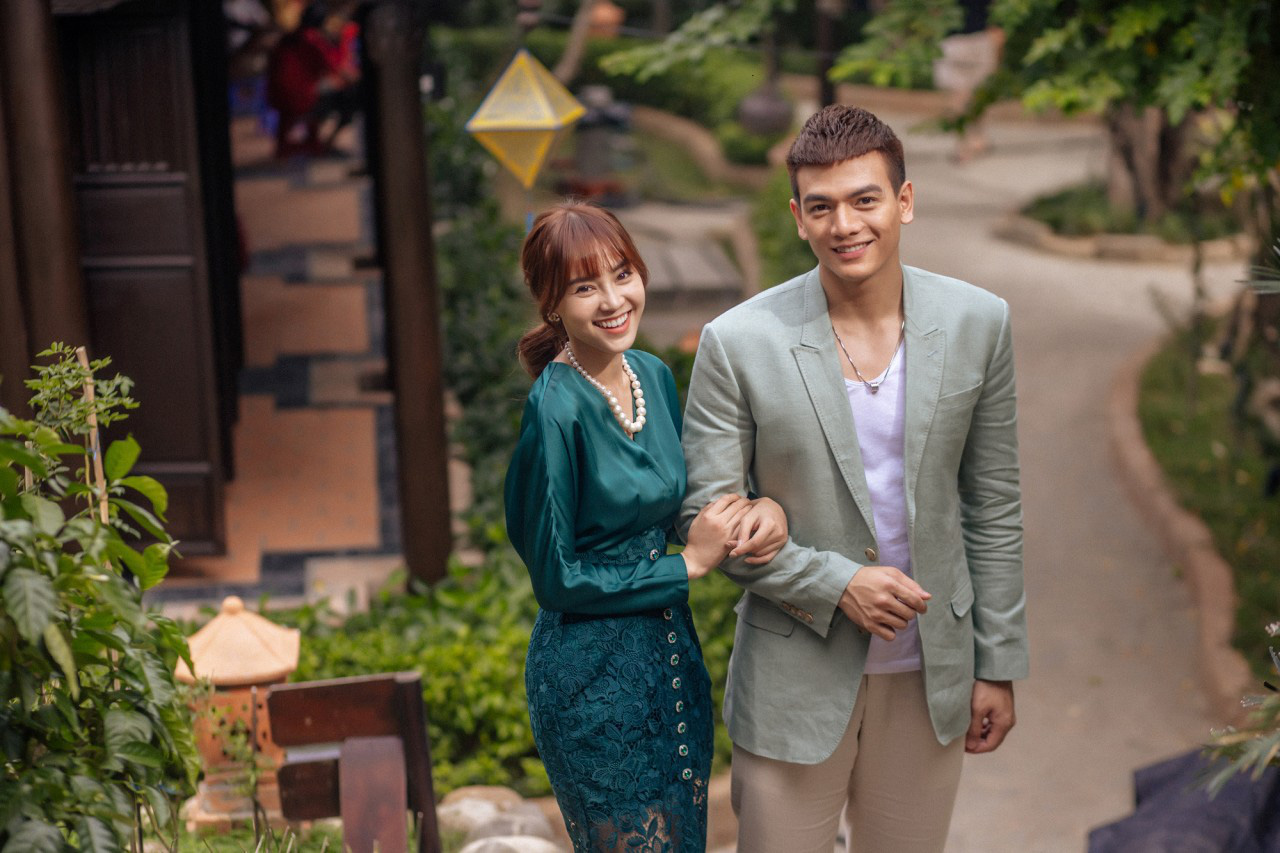 Đem rạp phim về nhà giữa mùa Covid-19 - Ảnh 1.