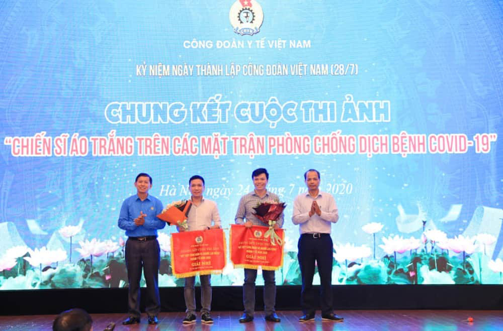 Trao giải cuộc thi nét đẹp người lao động ngành y tế