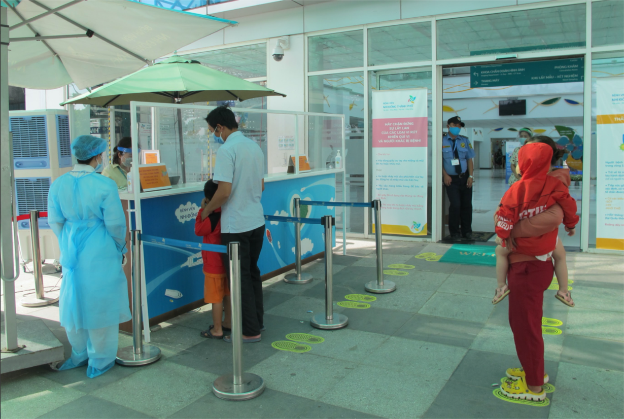 Gần 22.400 người rời Đà Nẵng khai báo y tế, hơn 1.300 xét nghiệm âm tính