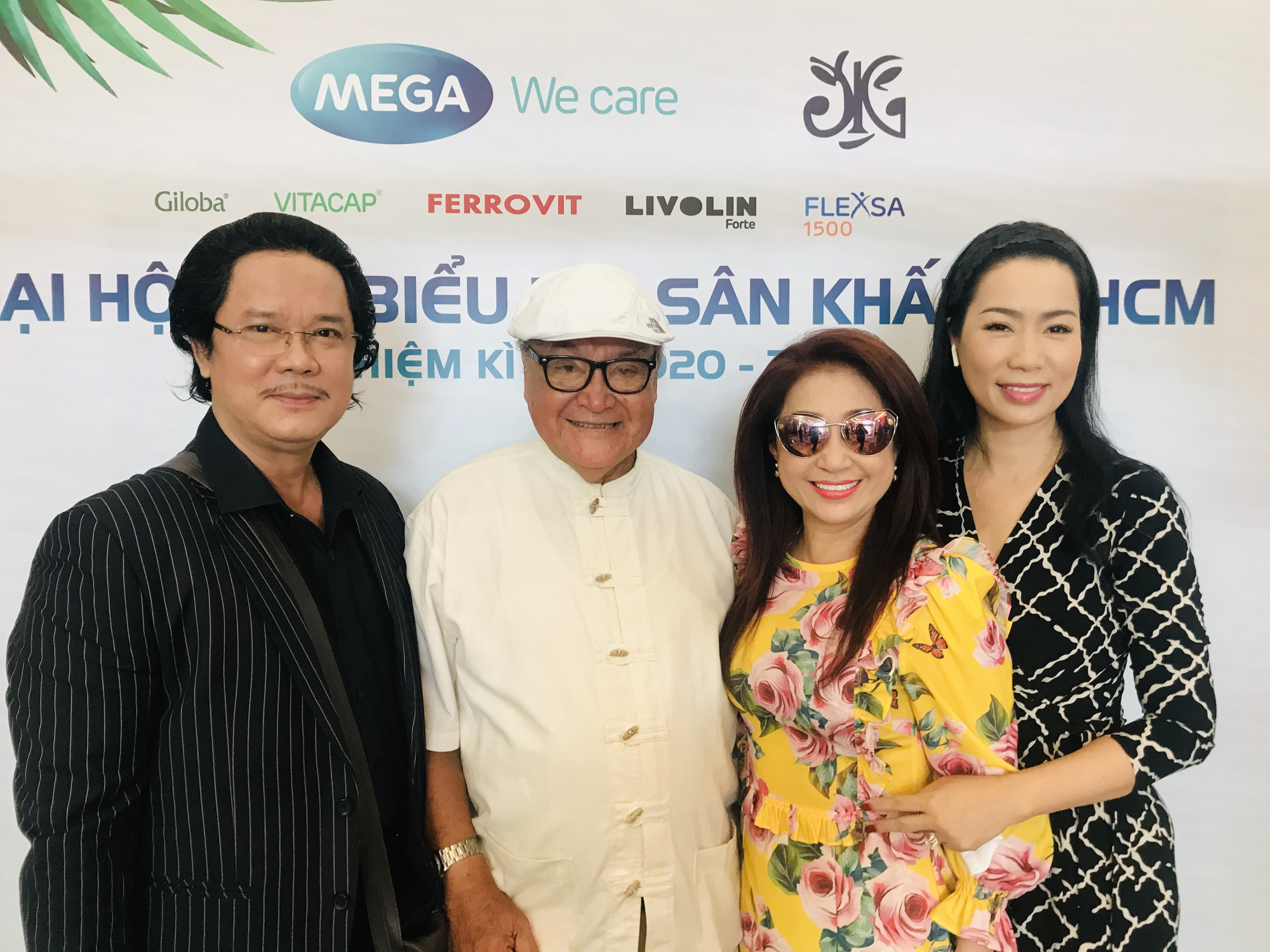 NSƯT Kim Tử Long, C&aacute;t Tường, Hạnh Th&uacute;y b&agrave;y tỏ nỗi l&ograve;ng tại Đại hội S&acirc;n khấu TP HCM - Ảnh 7.