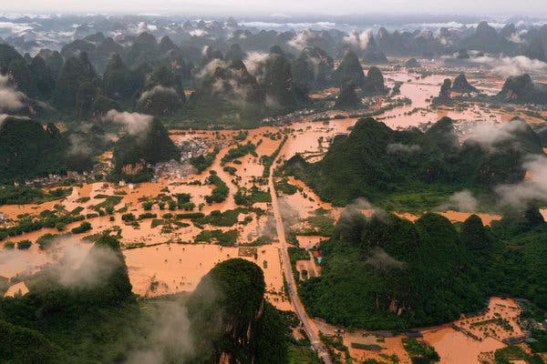 Lũ lên cao, Trung Quốc gồng mình hứng thêm đợt mưa lớn mới