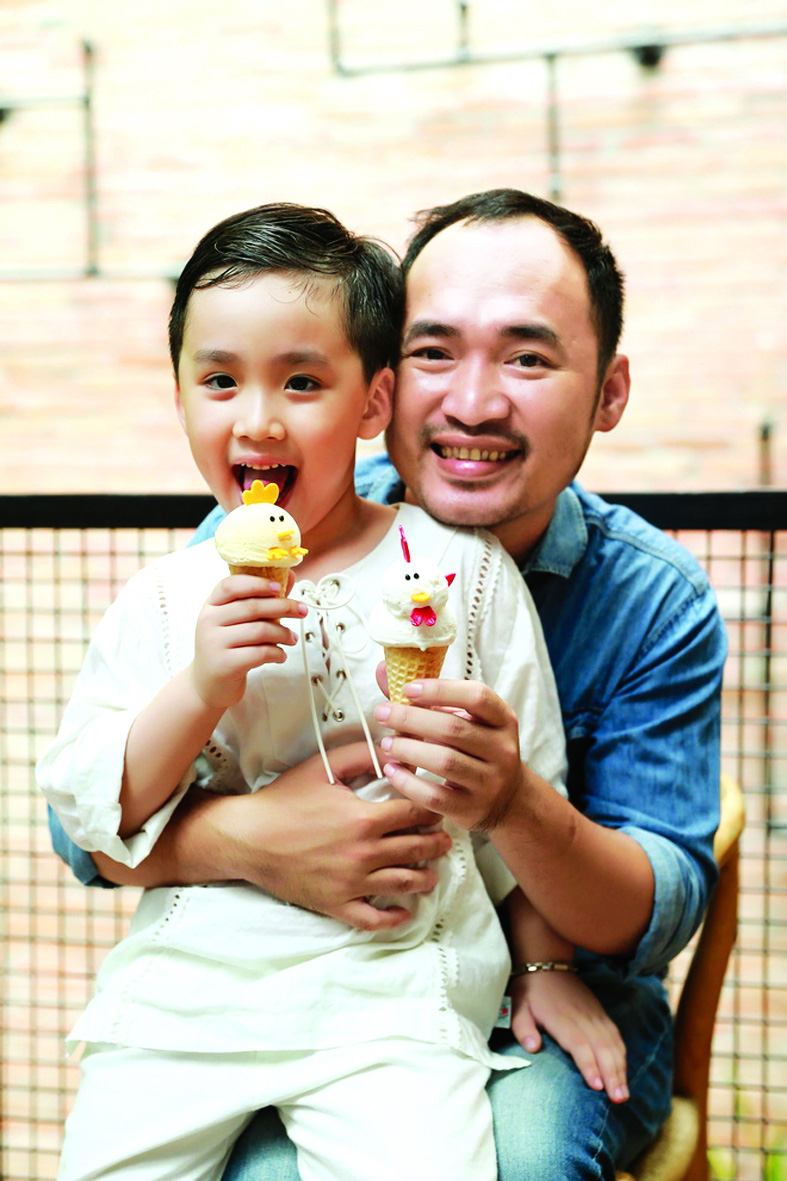Vợ chồng Thu Trang - Tiến Luật: C&oacute; g&igrave; tốt &ldquo;đẩy hết cho nhau&rdquo; - Ảnh 2.