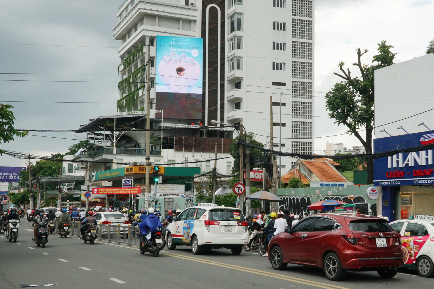 Chơi lớn như Sơn Tùng M-TP - Ảnh 4.