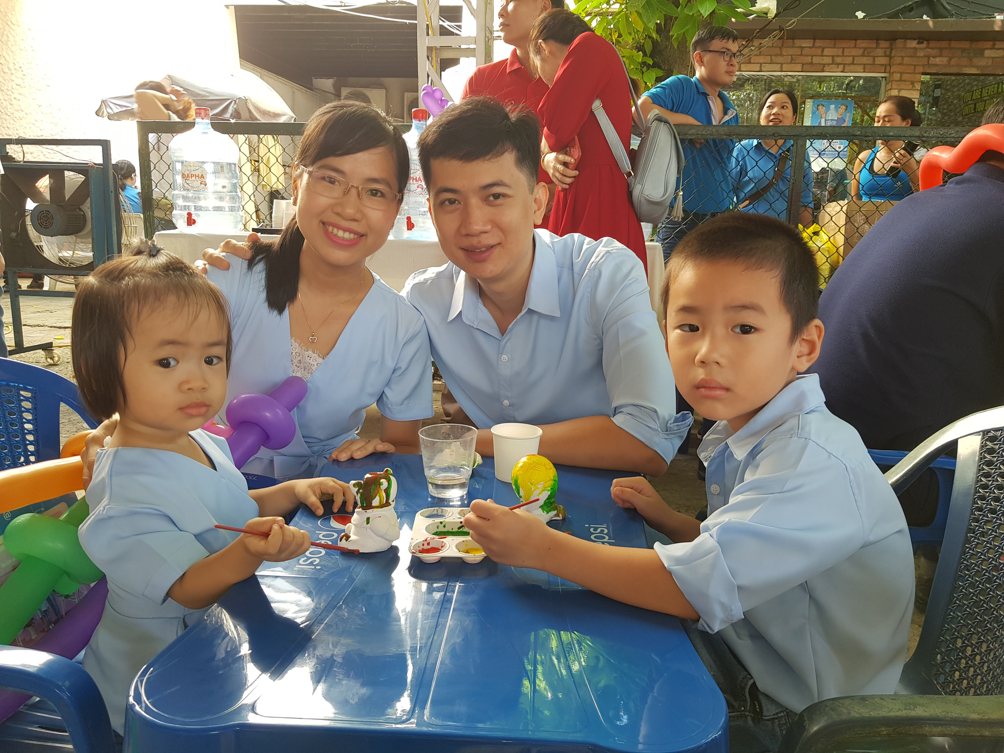 Tôn vinh 53 gia đình CNVC-LĐ văn hóa - hạnh phúc - Ảnh 1.