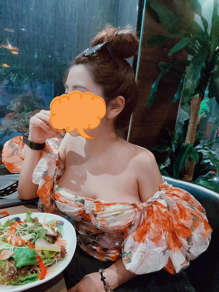 Vết trượt d&agrave;i của t&uacute; b&agrave; xinh đẹp cầm đầu đường d&acirc;y b&aacute;n d&acirc;m 3-5 triệu đồng/lượt - Ảnh 3.