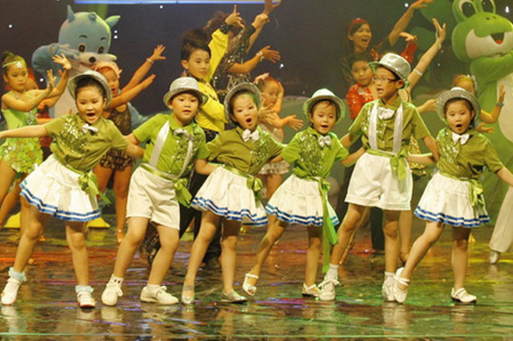 Đừng để tâm hồn trẻ thơ què quặt: Hiếm hoi bài hát mới cho thiếu nhi