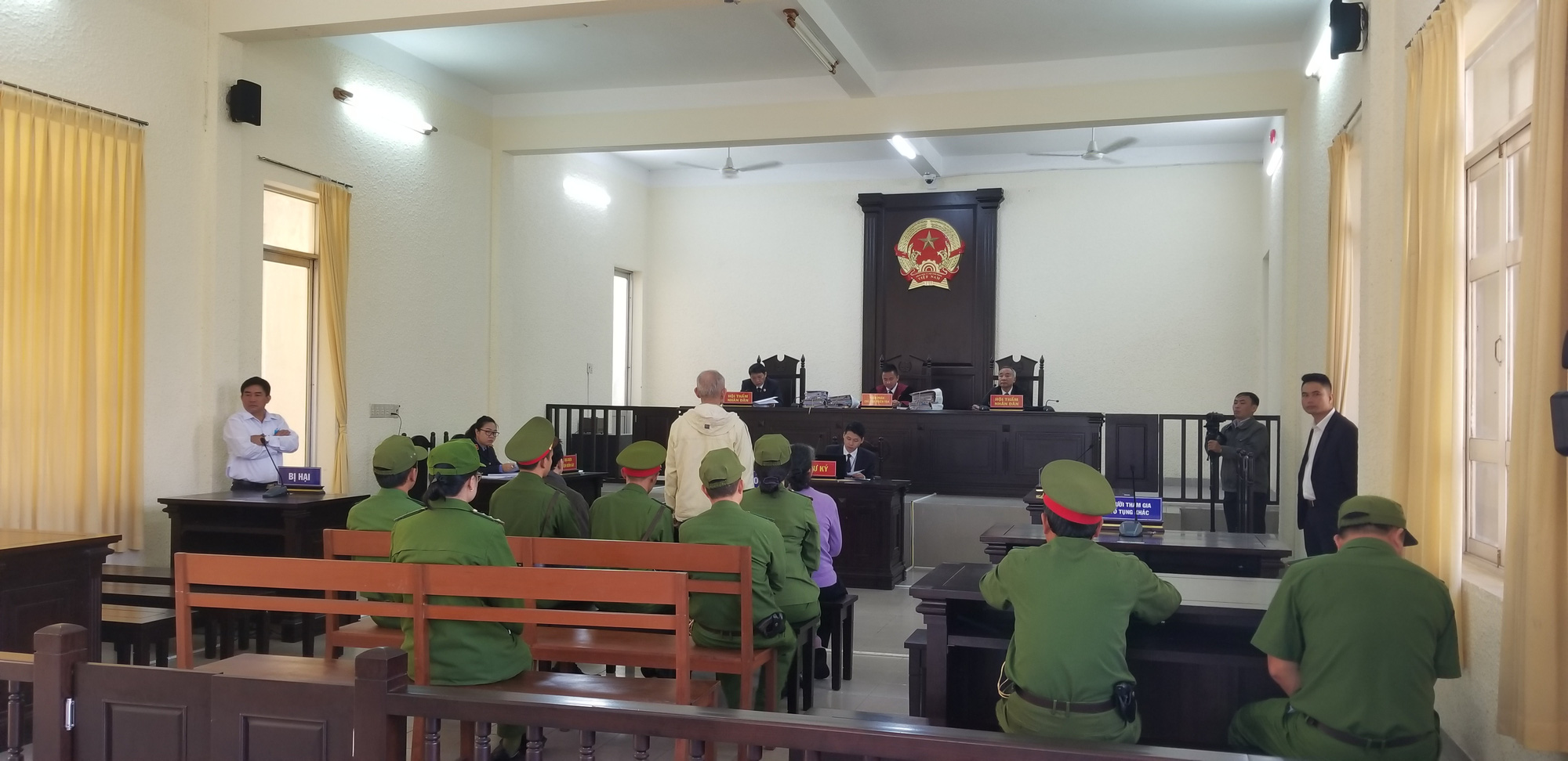 Tuyên truyền nhằm lật đổ chính quyền, 3 bị cáo lãnh án - Ảnh 3.