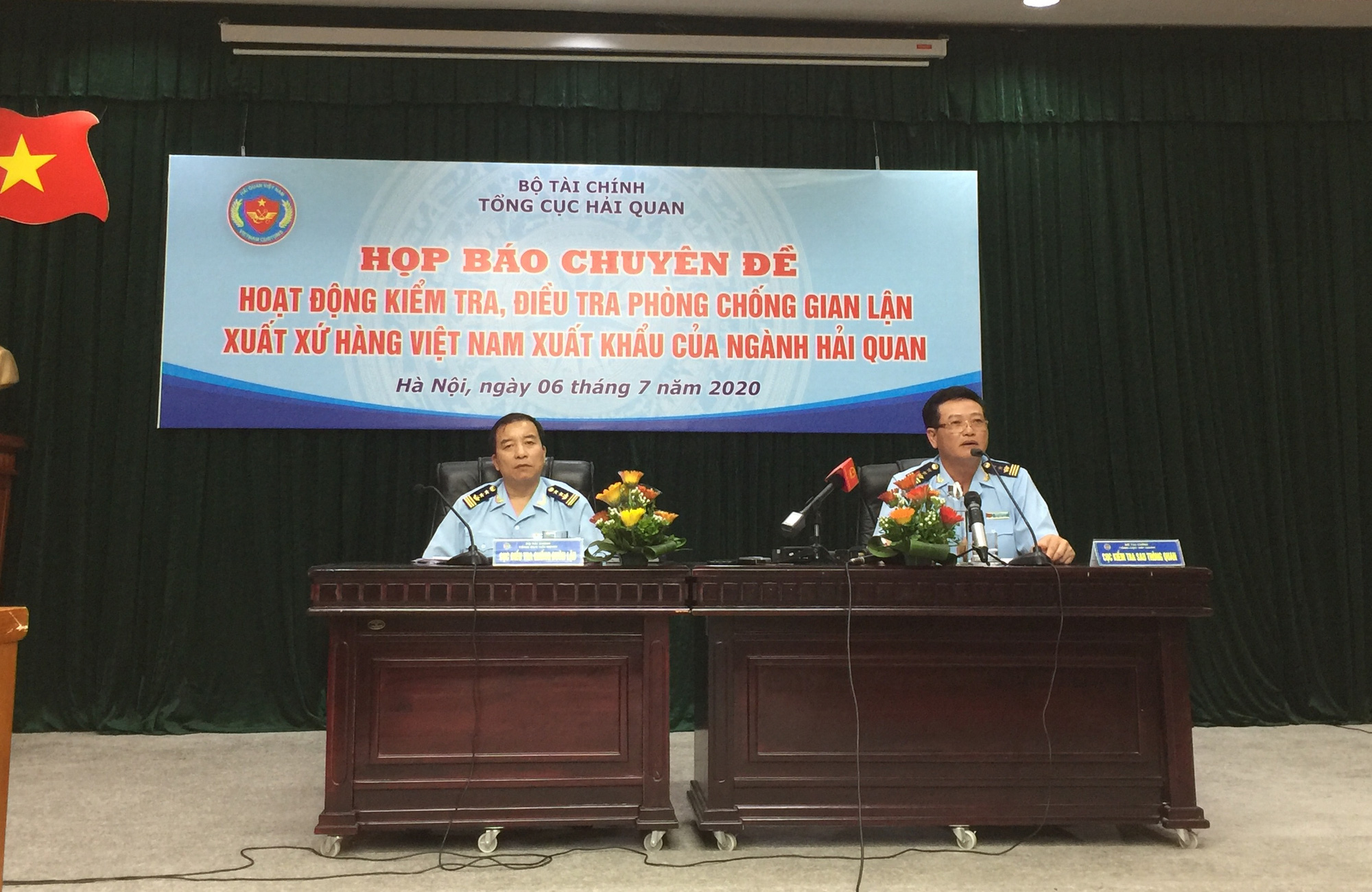 "Qua mặt" Bộ Công Thương và VCCI, doanh nghiệp cấp C/O giả cho các lô hàng trị giá 600 tỉ đồng