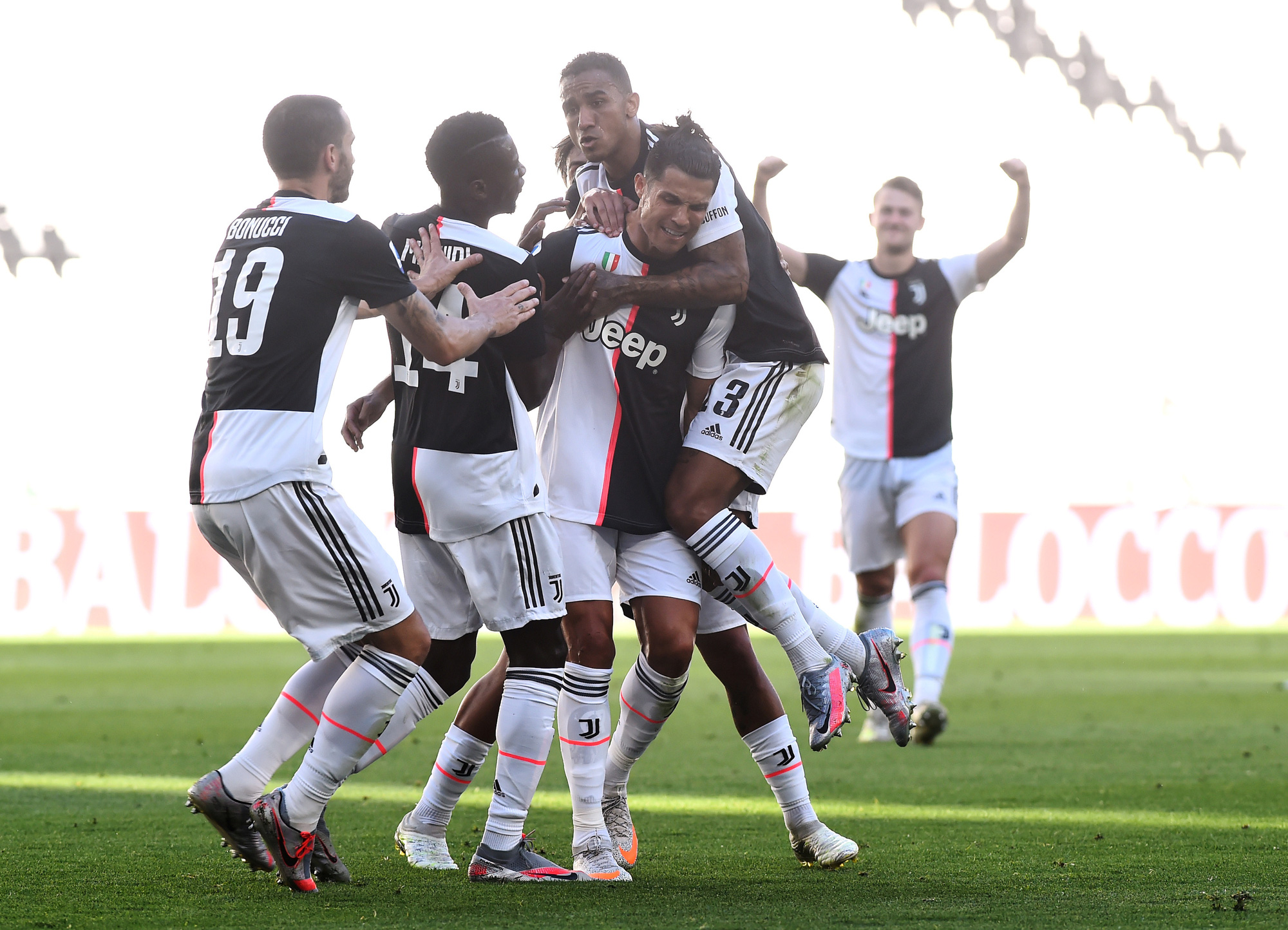 Thiên đường thứ 9 vẫy gọi Juventus - Ảnh 1.